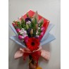 Ramo de tulipanes, rosas y una gerbera | Florería Versalles CDMX